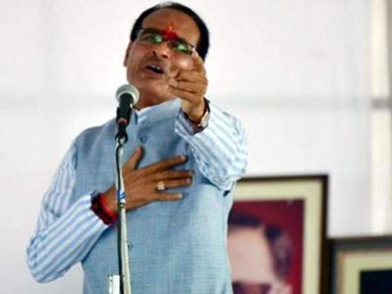 (4) ANI on Twitter: "Gujarat Chief Minister Vijay Rupani resigns https://t.co/J8hl8GCHui" / Twitter