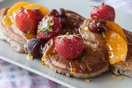 Brand new Weekly Meal Plan loaded with delicious recipes to help you plan out your week! - Ioanna's Notebook Pancakes με κινόα και καρύδα από τον Άκη Πετρετζίκη. Η πιο υγιεινή και νόστιμη συνταγή για pancakes χωρίς γλουτένη με γάλα αμυγδάλου και βρώμη! Δοκιμάστε το!