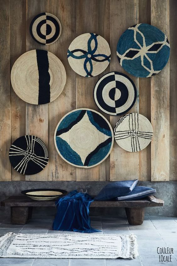 vosgesparis: Keep the Summer vibe alive | Couleur Locale #baskets #handcrafted #naturalstyle #wabisabi #baskets #linen #bench