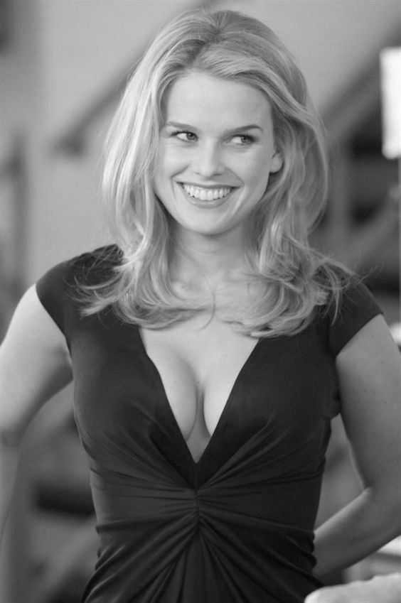 alice-eve