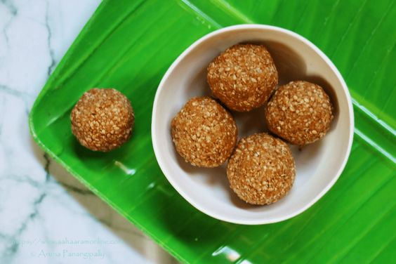 Chimmili | Nuvvula Undalu: 2-ingredient Andhra Sesame & Jaggery Laddus