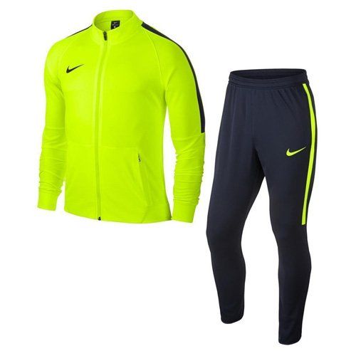 ropa deportiva para niños nike