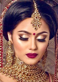 wallpapers Full Indian Bridal Makeup Pictures Photos beautiful indian makeup bridal eye makeup bridal makeup images indian bridal makeup