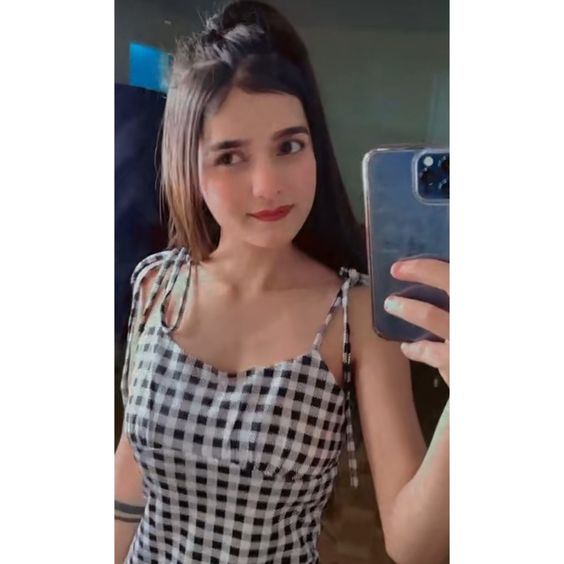 neha-jethwani-hot