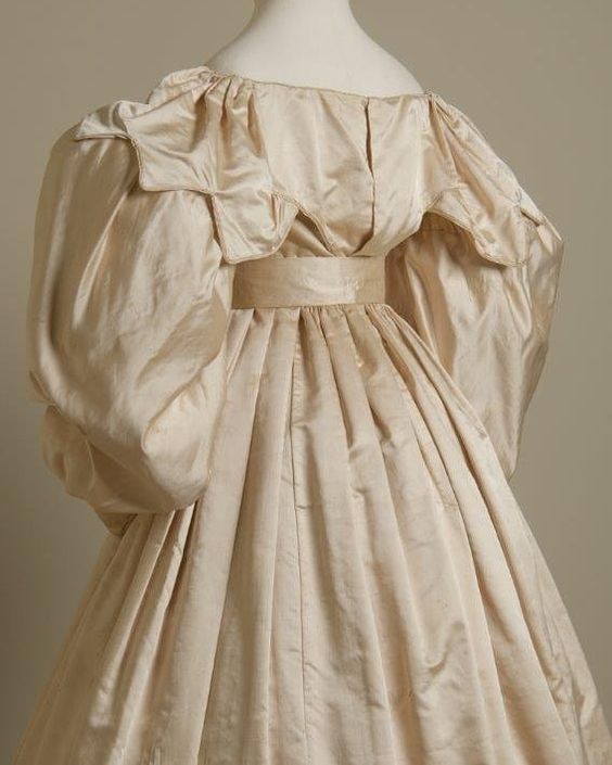 Concord Museum on Instagram: “This beautiful white satin gown was once worn to a President's Ball. Tag someone you think would look great in it. Come enjoy more…”