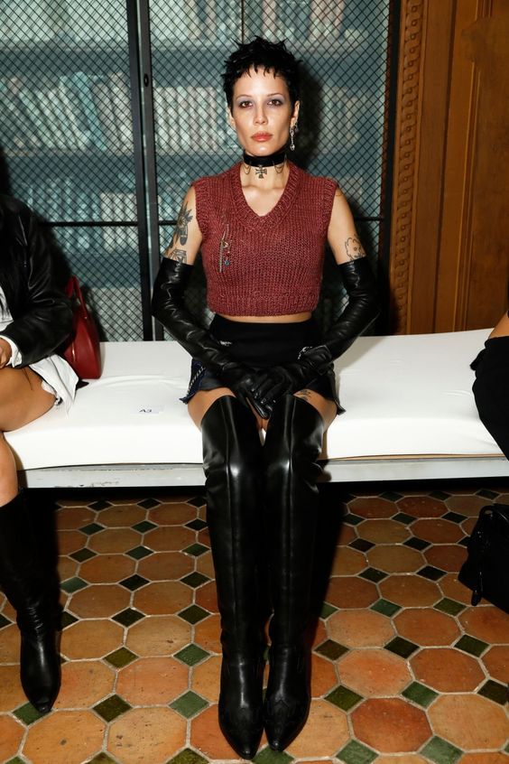 Halsey HD Photos, Wallpapers, Images Halsey