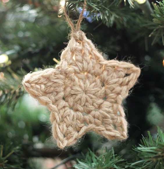 simples adornos de Navidad estrella ganchillo - modelo libre