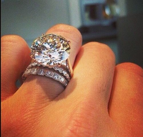 glittered louboutins goldenruless chanel and louboutins dream engagement ring ig lisapipeleers xx rings pinterest dream engagement rings engag - Big Wedding Rings glittered louboutins goldenruless chanel and louboutins dream engagement ring ig lisapipeleers xx rings pinterest dream engagement rings engag - Big Wedding Rings