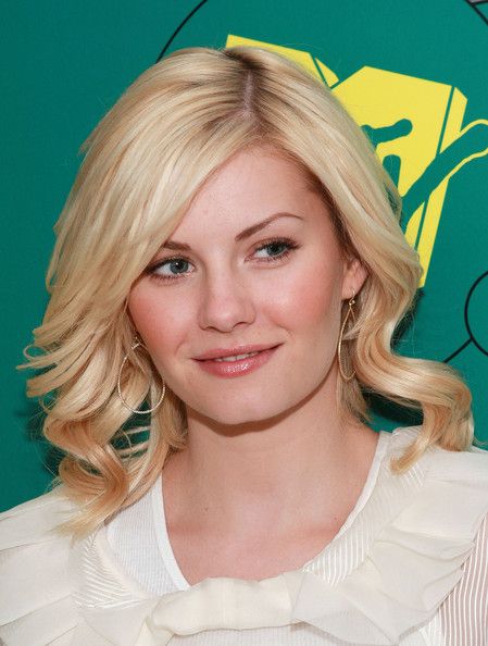 Elisha Cuthbert - Elisha Cuthbert Photos - MTV TRL Presents Elisha Cuthbert - Zimbio