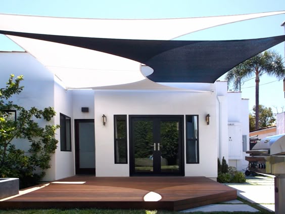 shade sails comes in different shapes. shade sail in different shapes