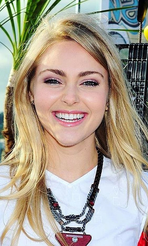 AnnaSophia Robb