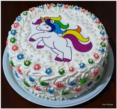 Pin De Aleksandra Malbaški Em Pastelitos Bolos Decorados Bolo Bolo Unicórnio Chantilly