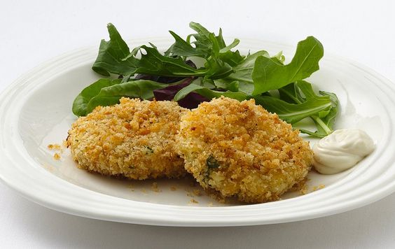 Crab Cakes - this Maryland girl is craving some!!
