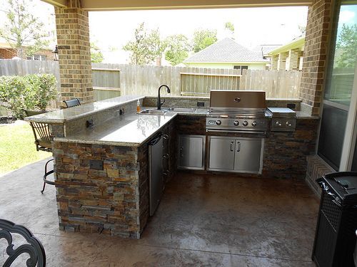 Outdoor Cooking Areas Have Come To Be Very Well Known Of Late Hence Numerous Kinds Equipment Kitchen Design Backyard Decor Outdoor Kitchen, L Shaped Outdoor Bar