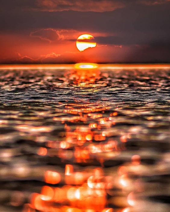 🔥 Reddish afternoon sunset