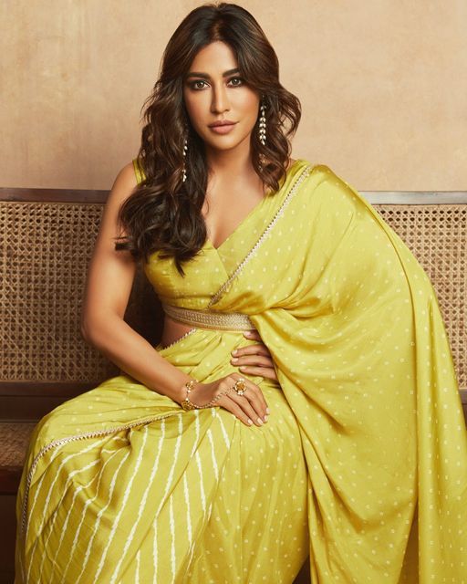 Chitrangda Singh on Instagram: "May the divine blessings of Goddess Durga help you achieve success prosperity & all the joys in whatever you do… Happy Vijayadashami. ✨💛💫 . . Here sharing with you my co-created collection with @truebrowns Hope you enjoy wearing them in your celebrations .. 💛🎉 . . trueBrowns x Chitrangda 𝙼𝚊𝚊𝚝𝚒 | Festive\'22 LIVE NOW www.trueBrowns.com Credits- Photographer: @rahuljhangiani Stylist: @shreejarajgopal HMU: @yashaswinigupta_makeup @pushkinbhasin Earrings @kirathelabel Haathphool @minerali_store Footwear : @paioshoes #livenow #trueBrownsxChitrangda #Maati #MainKhudMeinKhudSePuri #trueYou #Festive2022 #truebrowns"