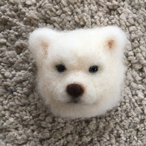 受注制作 羊毛フェルトブローチ 秋田犬 白 羊毛フェルト フェルト 羊毛フェルト 犬 受注制作 羊毛フェルトブローチ 秋田犬 白 羊毛フェルト フェルト 羊毛フェルト 犬