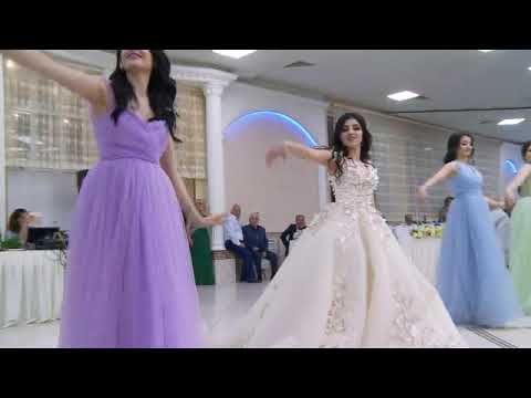 اجمل شيله مدح العروس وابوها واخوانها 2019 رشو الريحان حصري شيلات 2019 Wedding Dress Couture Dresses Prom Dresses