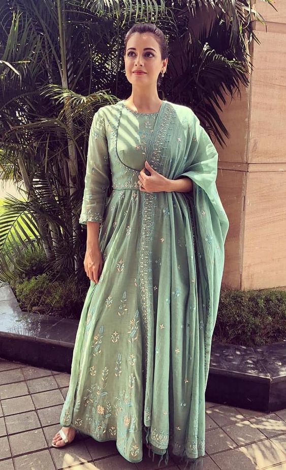 dia-mirza