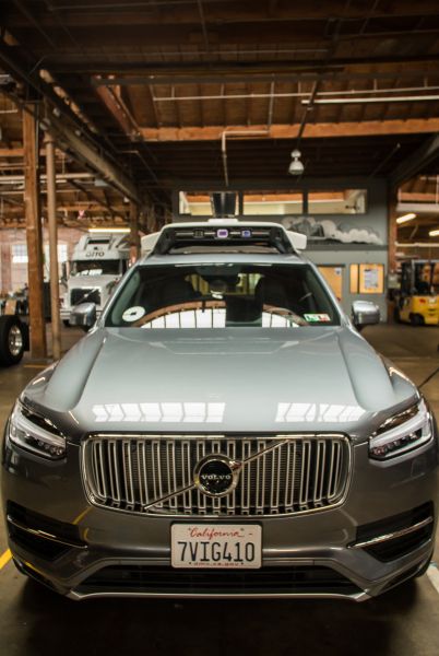 Uber’s self-driving cars start picking up passengers in San Francisco. The autonomous cars won\'t operate completely driverless, for the time being – as in Pittsburgh, where Uber launched self-driving Ford Focus vehicles this..