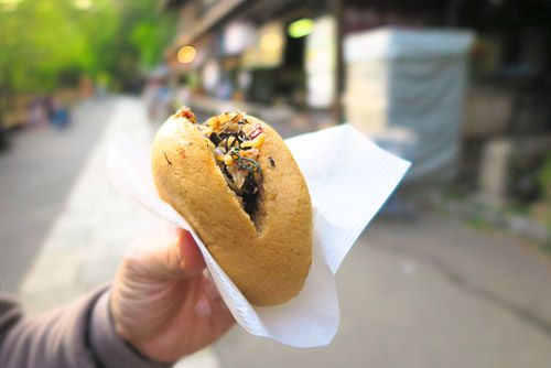 Soba Sandwich At Jindaiji Temple Chofu Food Japan Temple Japanese Food