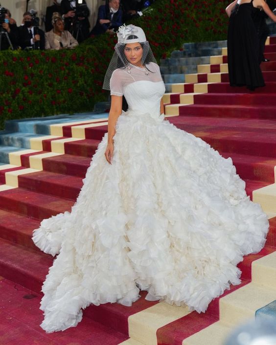 Kylie Jenner HD Photos, Wallpapers, Images Kylie Jenner