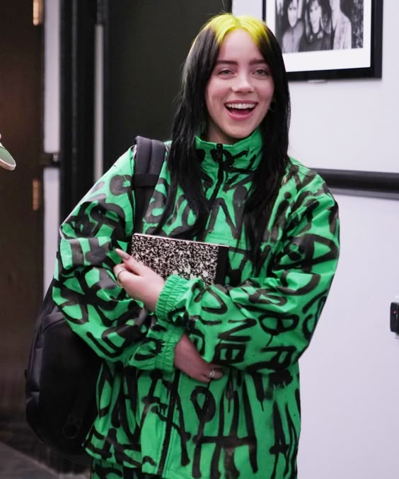 Billie Eilish Is Here To Make The Saturday Night Live Cast Feel So, So Old
