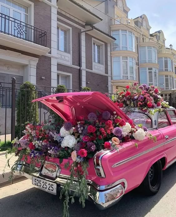 These wedding ideas were trending on Pinterest in 2021...