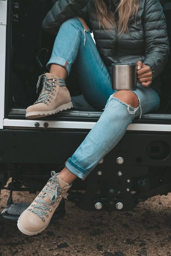 You may know by now that I’m a fan of Backcountry. They have an awesome selection of outdoor apparel, winter apparel and all the essentials you could need for your big adventures and the moments in between.Check out my outdoor winter outfit from Backcountry + other winter style essentials! | winter style cozy | winter style for women | outdoor style women | hiking outfit | #winterstyle #backcountry