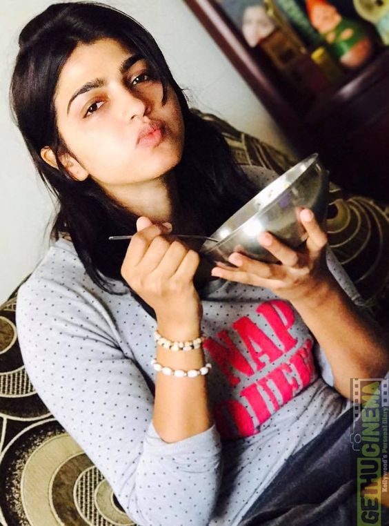 Actress Sai Dhanshika 2017 latest Cute Images - Gethu Cinema