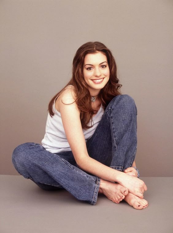 anne-hathaway