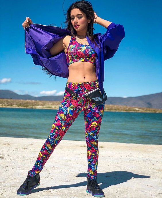 avneet-kaur-s**y-hot
