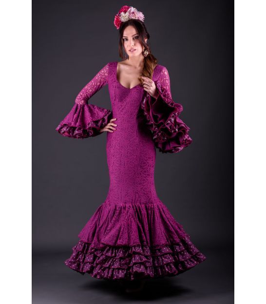 mujer vestido de flamenca de encaje mujer vestido de flamenca de encaje