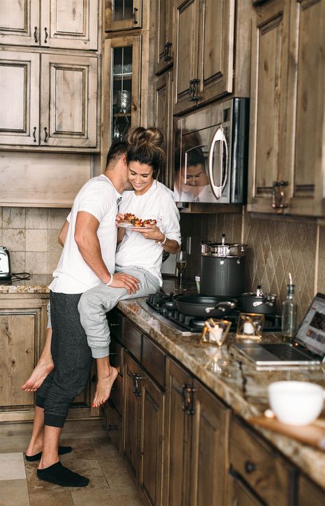 This kitchen is awesome! ❤️❤️.this kitchen plus your husband would be a totally awesome! Wow factor!