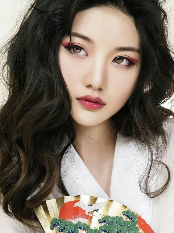 10 Perfect Korean Eyeshadow Products That Every Beauty Blogger Loves Korean Eyeshadow Korean Eye Makeup Asian Makeup
