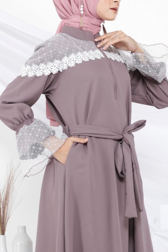 gamis berpita