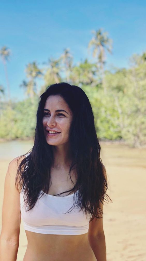 katrina-kaif-yoga