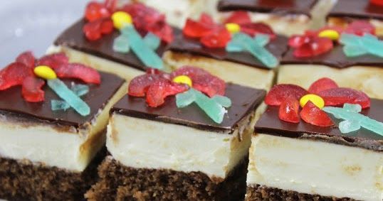 Borrachines De Mascarpone Y Chocolate Tradicional Pastelitos De Mascarpone Y Chocolate Tradicional Postres Con Ques Chocolate Thermomix Postres Dulces Tartas
