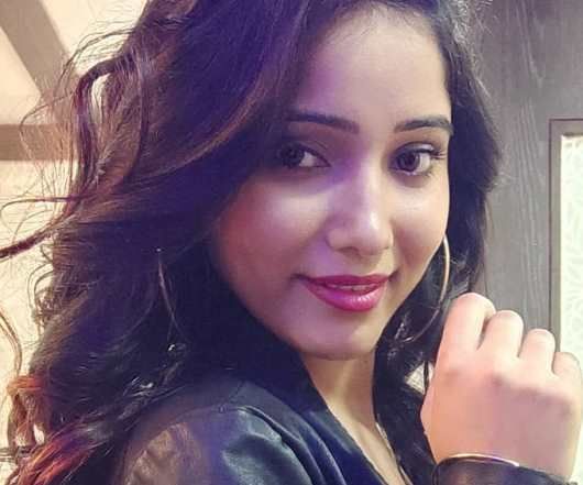 Priya Mishra एक Indian Actress और Model हैं, इनका जन्म 3 May 1992 को Rewa, Madhya Pradesh, India में हुआ था। Priya को मुख्य रूप से Web Series “Riti Riwaj (Mann – Marzi)” में ‘Ashifa’ की भूमिका में अभिनय करने के लिए जाना जाता है। आज हम Priya Mishra Biography में अभिनेत्री की Early Life, ... Read more