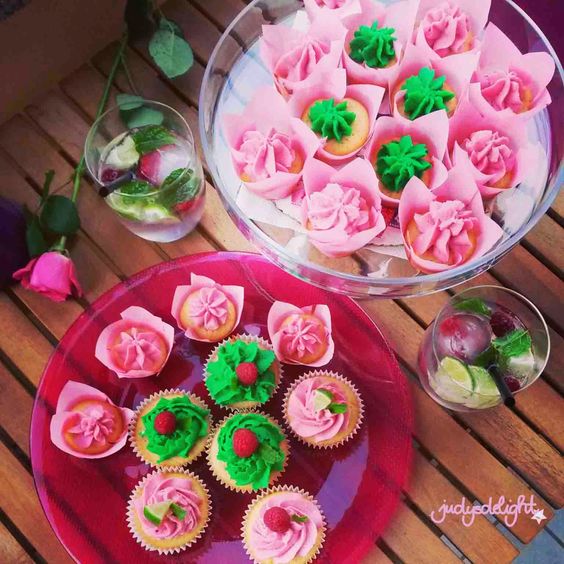 Wenn Ich Ein Tortchen Ware Mojito Bacardi Razz Cupcakes Judysdelight Der Foodblog Aus Stuttgart Mojito Cupcakes Cupcakes Sommerliche Cupcakes