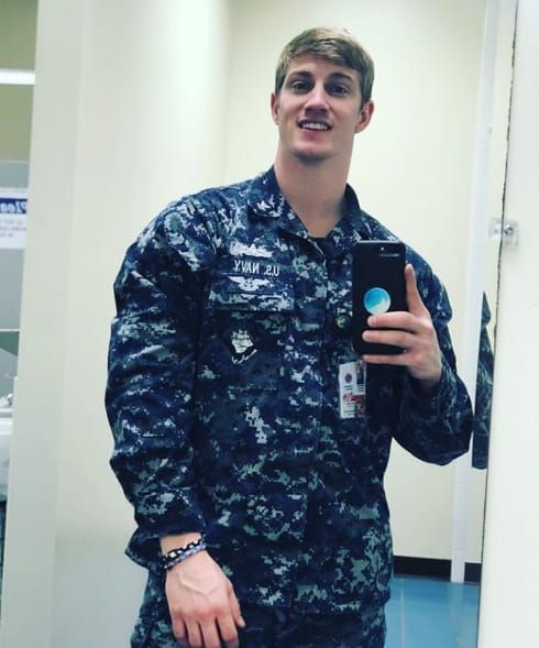 concepto Excéntrico Frotar Pin by Brittany Packa on Eddie Jordan | Military muscle men, Men, Men in uniform concepto Excéntrico Frotar Pin by Brittany Packa on Eddie Jordan | Military muscle men, Men, Men in uniform