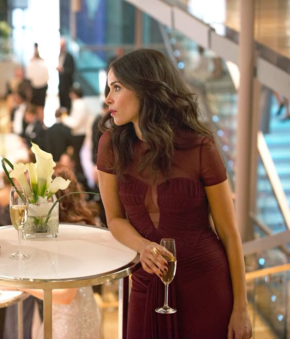 Dana Scott - Abigail Spencer