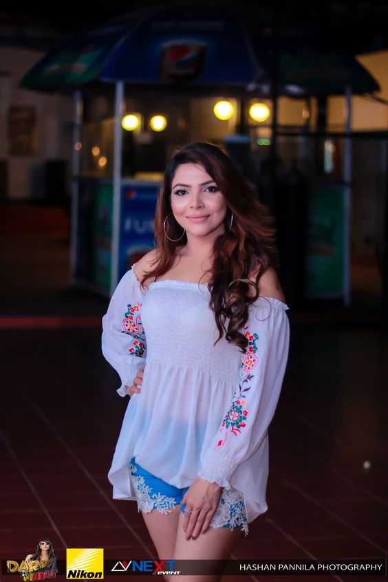 Shashi Anjelina Hot