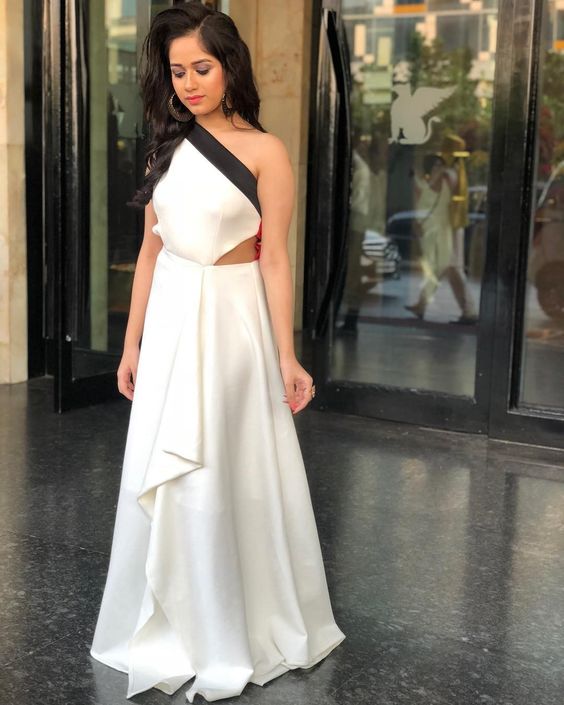 jannat-zubair-s**y-dress-pohoto