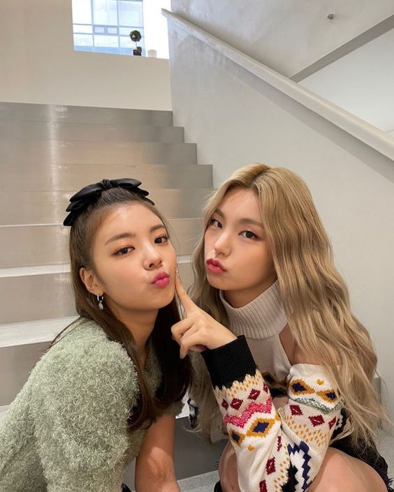 itzy pics on Twitter