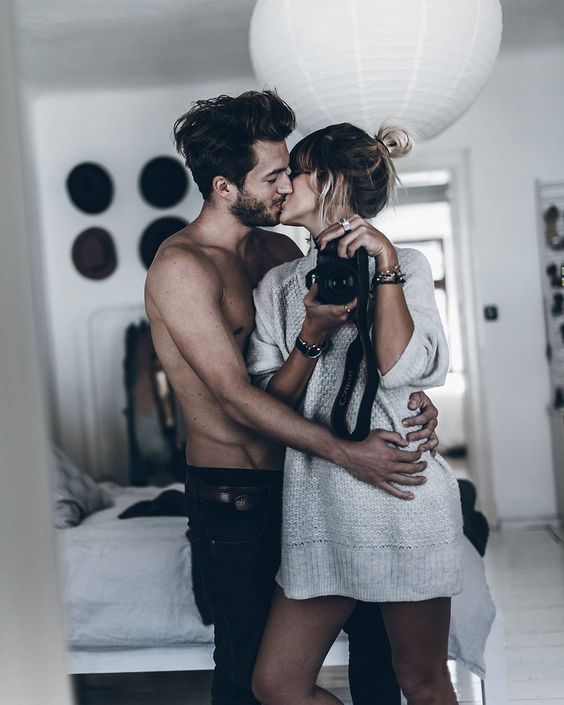 Love Saturday love with @klemenswhite Enjoy your day everyone! #happysaturday #love #couple by mikutas
