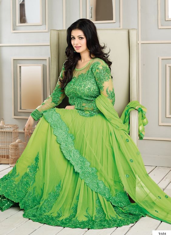 http://www.sareebuzz.in/salwar-kameez/marvelous-green-resham-georgette-anarkali-suit-5134 Marvelous Green Resham Georgette Anarkali Suit Celebrity :\tAyesha Takia Color :\tGreen Occasion :\tFestival Reception Fabric :\tGeorgette Work :\tEmbroidered Resham Item Code: :\t5134 For Inquiry Or Any Query Related To Product, Contact :- +91 9974 111 222