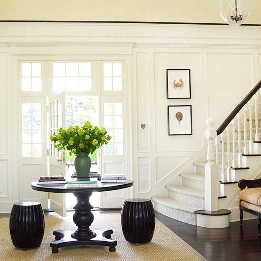 I Ve Always Wanted A Big Round Table Like This In Our Entry Decor Entrance Foyer Decorating Entrance Table Decor, Round Entryway Pedestal Table