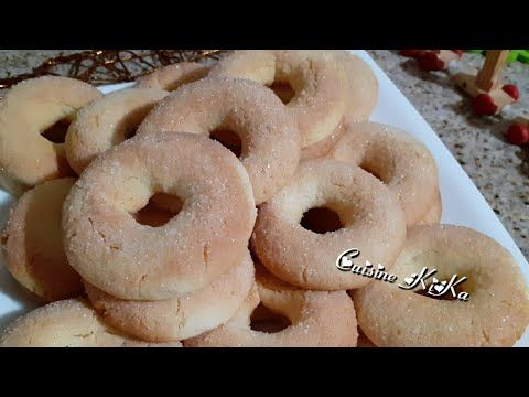 كعيكعات السكر تاع زمان خفيفة و مقرمشة بكيفية إقتصادية ب2 حبات بيض فقط Youtube Food Biscuits Cake