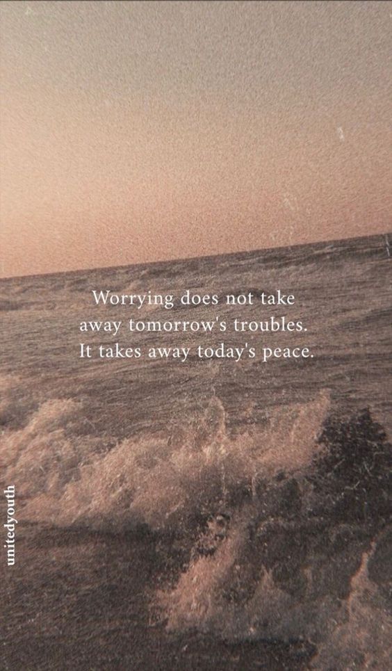 30 Deep Positive Quotes about Happiness to Live By